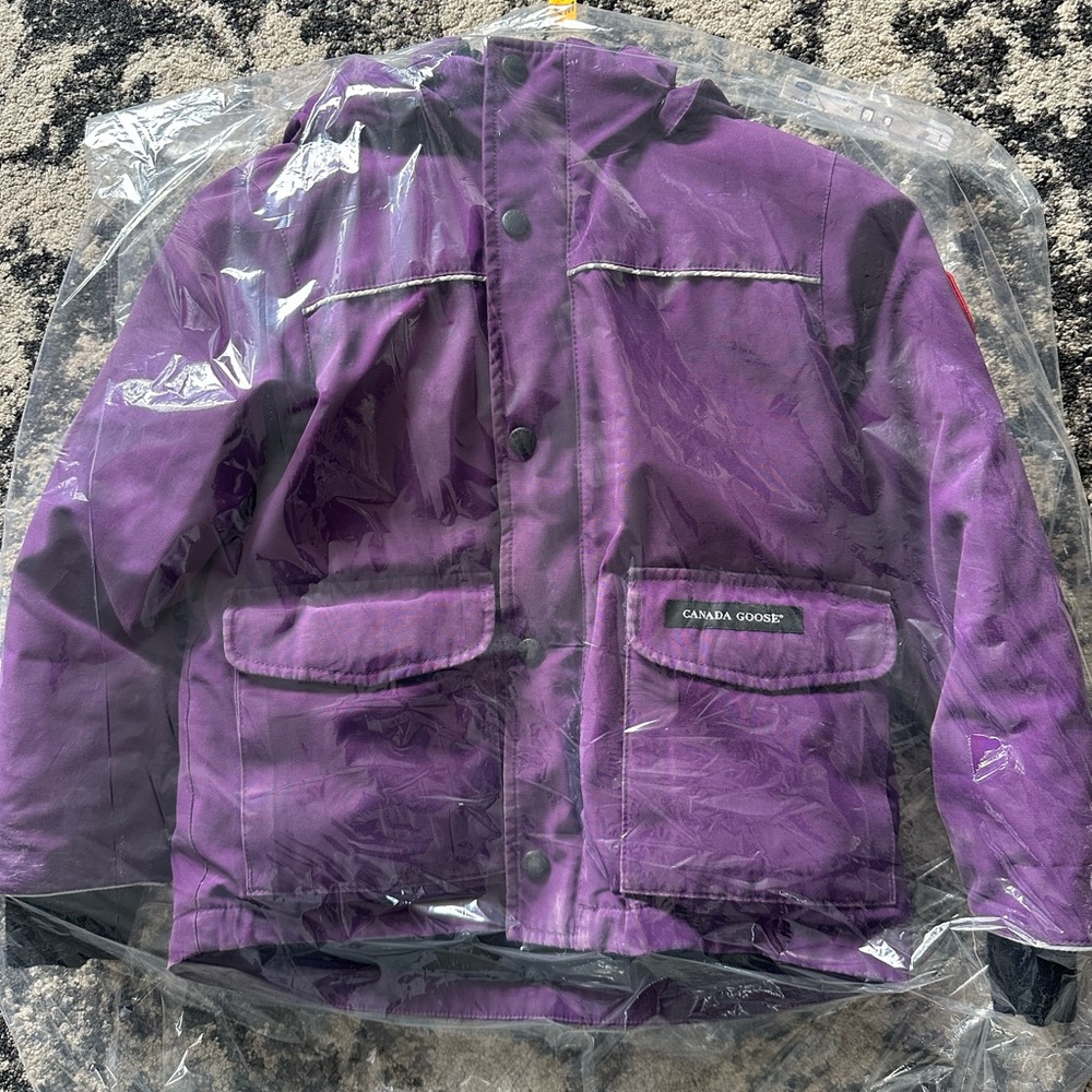 Canada Goose Kids Puffer Jacket in Rich Purple